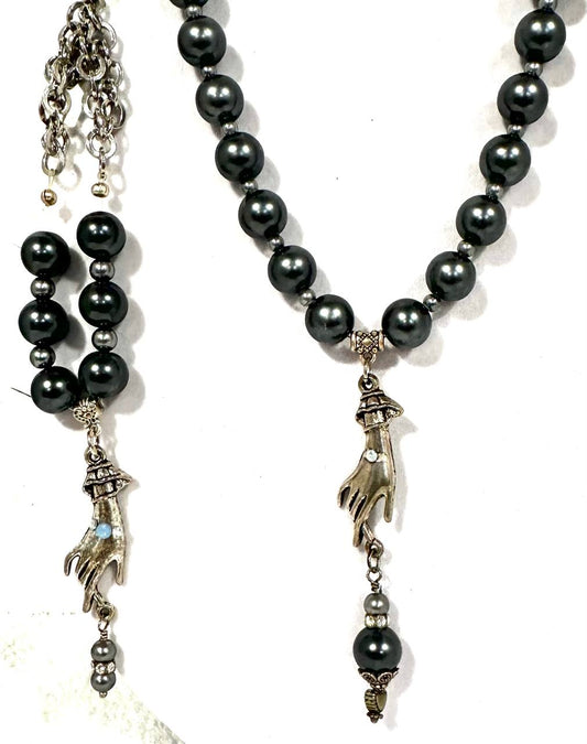 The Hand of God grey 18 in. pearl necklace 13